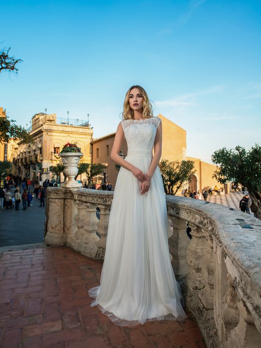Robe de mariée C-011