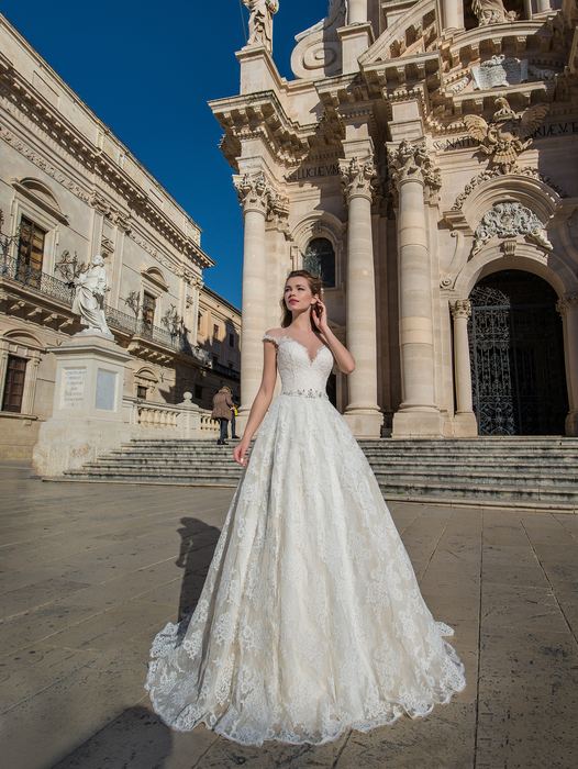 Robe de mariée C-013