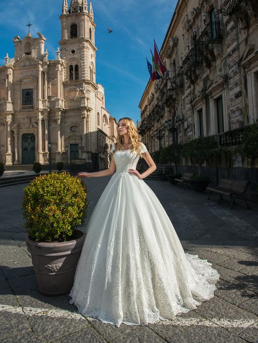 Robe de mariée C-029
