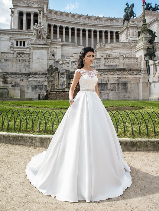 Robe de mariée C-046