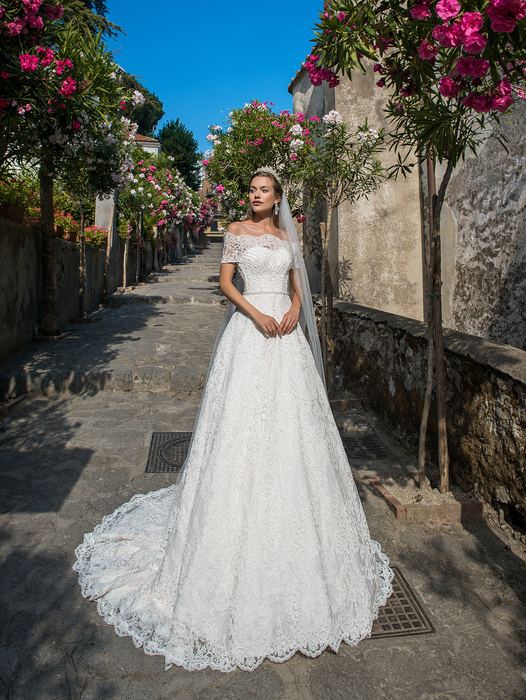 Robe de mariée C-1179